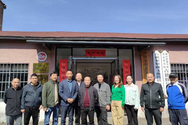 文物修复专家贾庆国先生莅临指导